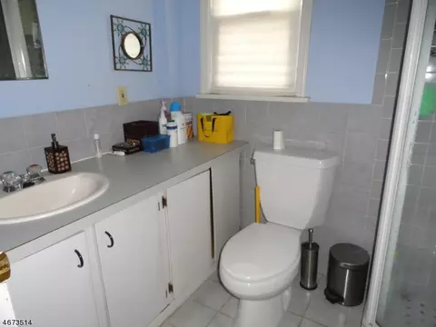 457 Riverside Dr, Wayne, NJ 07470 photo 11