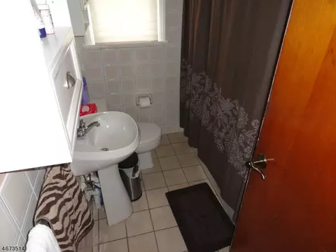 457 Riverside Dr, Wayne, NJ 07470 photo 12