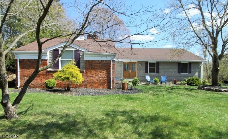 414 E Valley View Ave, Hackettstown, NJ 07840 photo 1