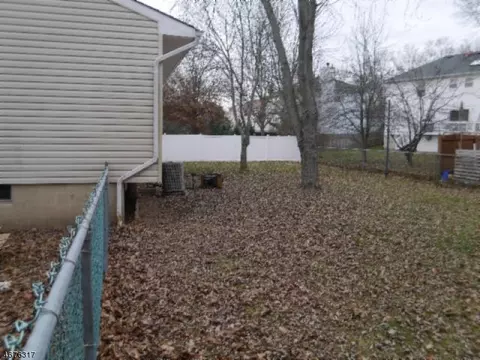 4 Meredith Rd, Edison, NJ 08817 photo 4