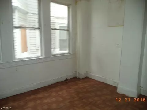 152 Howe Ave, Passaic, NJ 07055 photo 8