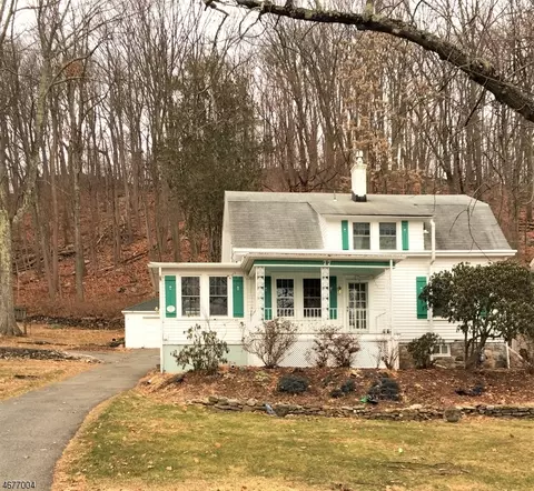 77 Ann St, Dover, NJ 07801 photo 1