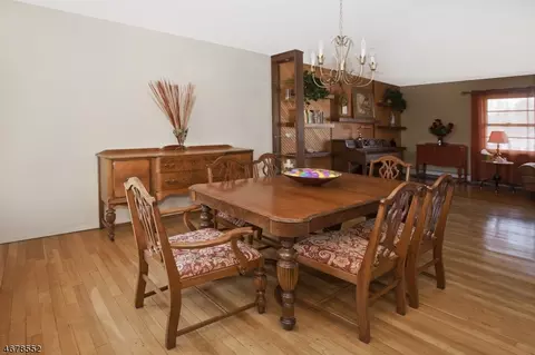 7 Nimitz Rd, Wayne, NJ 07470 photo 3