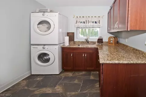 7 Nimitz Rd, Wayne, NJ 07470 photo 16