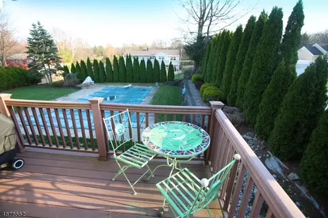 7 Nimitz Rd, Wayne, NJ 07470 photo 5