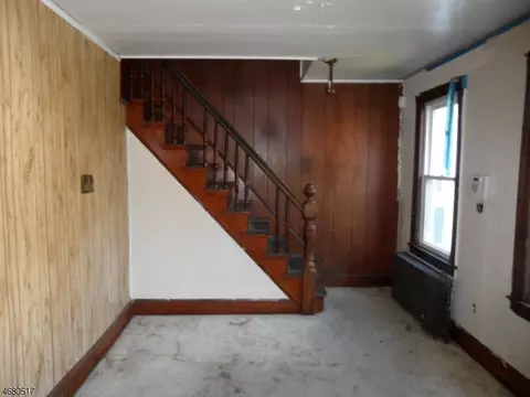 314 Stebbins Pl, Plainfield, NJ 07063 photo 3