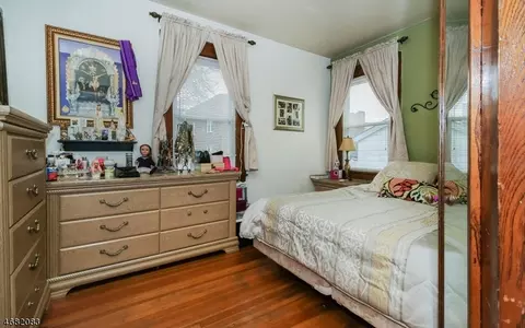 705 E 2nd Ave, Roselle, NJ 07203 photo 19