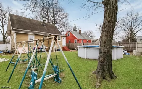 705 E 2nd Ave, Roselle, NJ 07203 photo 20
