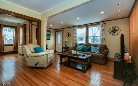 705 E 2nd Ave, Roselle, NJ 07203 photo 6