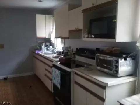 3 E Mapledale Ave, Succasunna, NJ 07876 photo 4