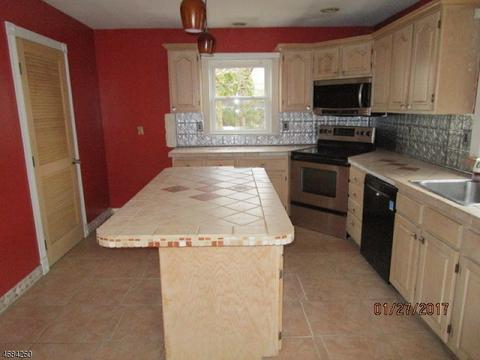 2 Newark Pompton Tpke, Wayne, NJ 07470 photo 9