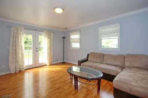 3 Markham Rd, Edison, NJ 08817 photo 10
