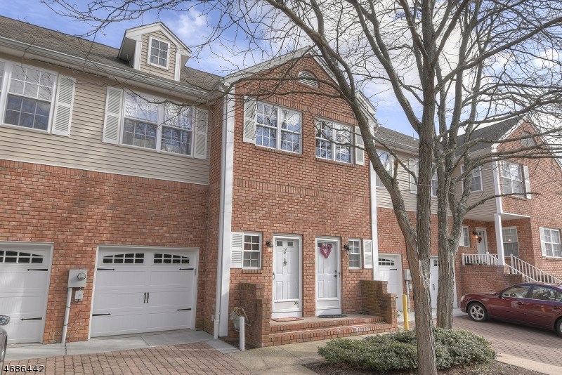 36 Berkeley Sq, Berkeley Heights, NJ 07922 photo 1