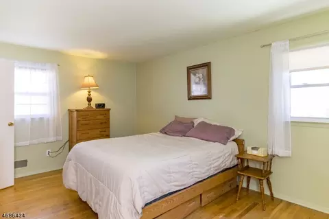 7 Slope Dr, Dover, NJ 07801 photo 15