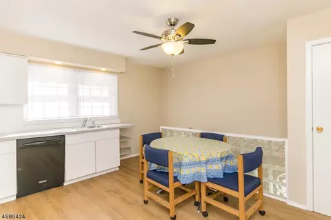 7 Slope Dr, Dover, NJ 07801 photo 10