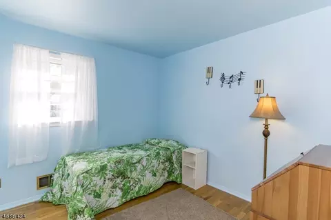 7 Slope Dr, Dover, NJ 07801 photo 18