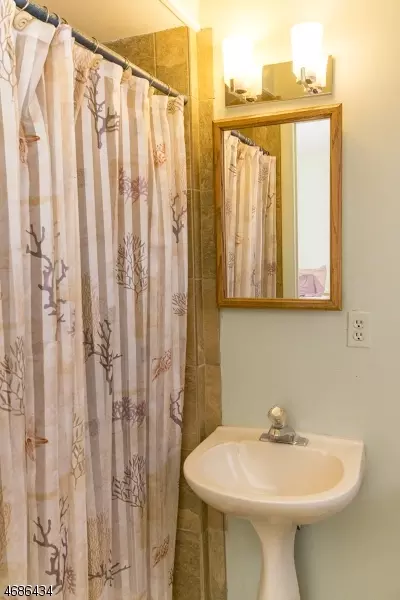 7 Slope Dr, Dover, NJ 07801 photo 25