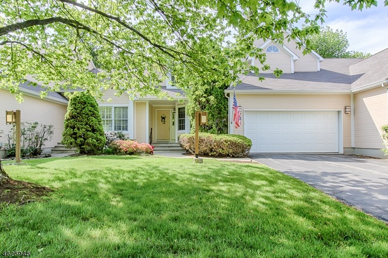 71 Worcester Dr, Wayne, NJ 07470 photo 1