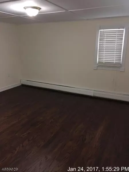 28 Roseland Ave, Wanaque Boro, NJ 07421 photo 5
