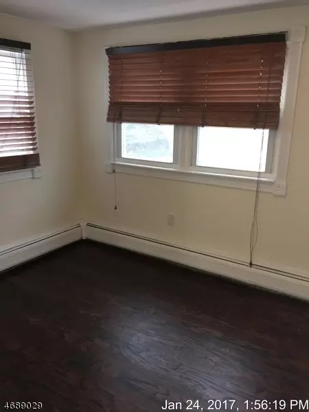 28 Roseland Ave, Wanaque Boro, NJ 07421 photo 8