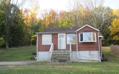 52 Old Mountain Rd, Lebanon, NJ 08833 photo 1