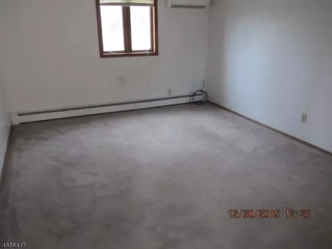 52 Old Mountain Rd, Lebanon, NJ 08833 photo 8