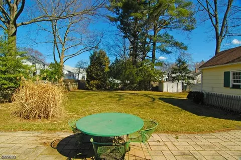 208 Albert St, North Plainfield, NJ 07063 photo 10