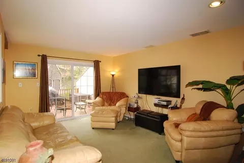311 Redtail Hawk Ct, Hackettstown, NJ 07840 photo 11