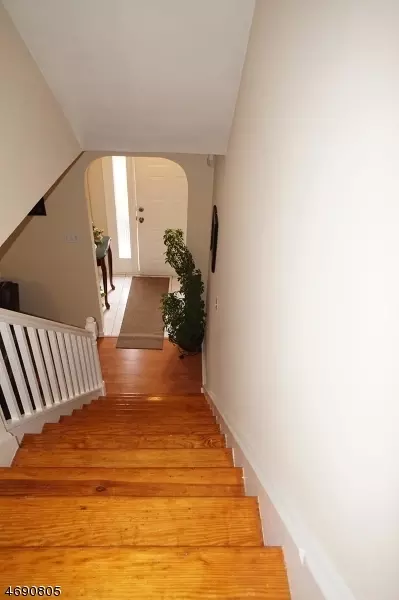 509 E 2nd Ave, Roselle, NJ 07203 photo 10