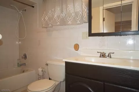 509 E 2nd Ave, Roselle, NJ 07203 photo 12