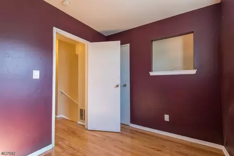 111 Highview Ter, Dover, NJ 07801 photo 11