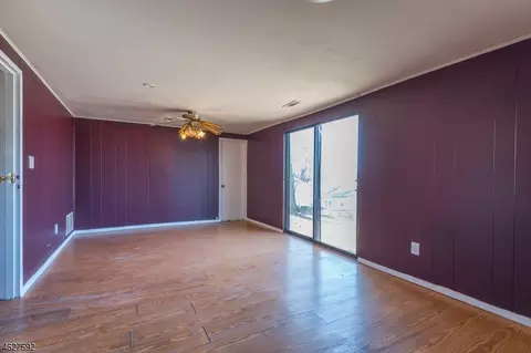 111 Highview Ter, Dover, NJ 07801 photo 12