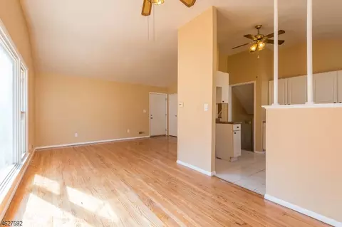 111 Highview Ter, Dover, NJ 07801 photo 3