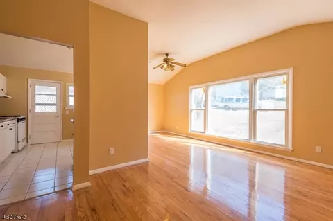 111 Highview Ter, Dover, NJ 07801 photo 1