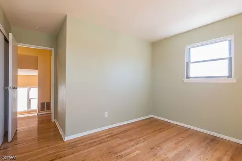 111 Highview Ter, Dover, NJ 07801 photo 8