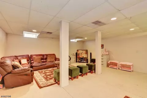 754 Livingston Ct, Paramus, NJ 07652 photo 21