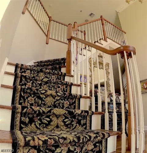 41 Gates Pl, Wayne, NJ 07470 photo 4