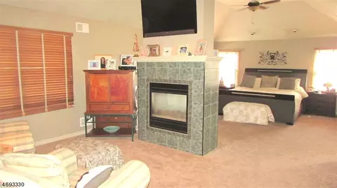 41 Gates Pl, Wayne, NJ 07470 photo 13