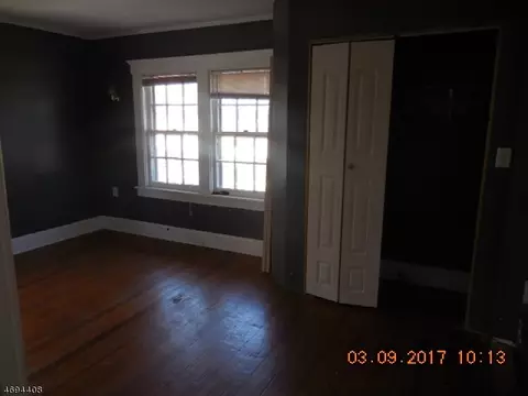 324 E 3rd Ave, Roselle, NJ 07203 photo 11