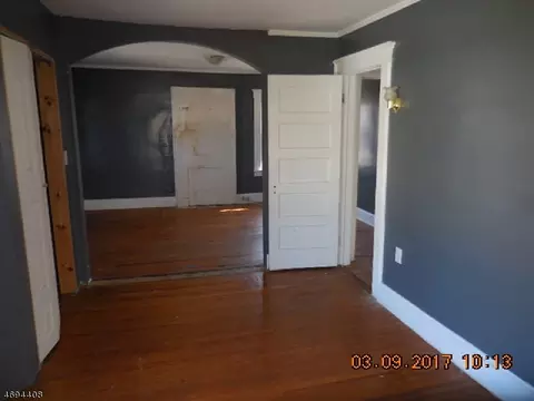 324 E 3rd Ave, Roselle, NJ 07203 photo 13