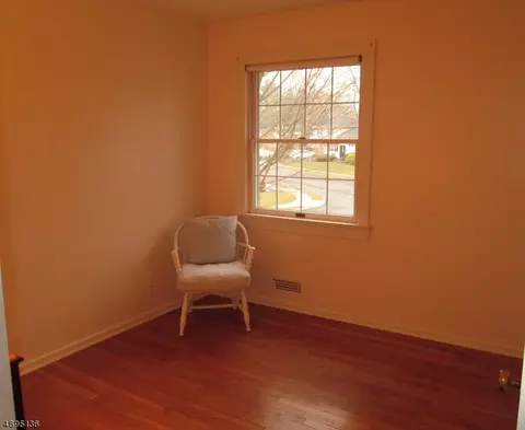 17 Dwyer Rd, Wayne, NJ 07470 photo 12