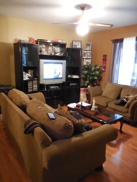226 E 2nd St, Bound Brook, NJ 08805 photo 3