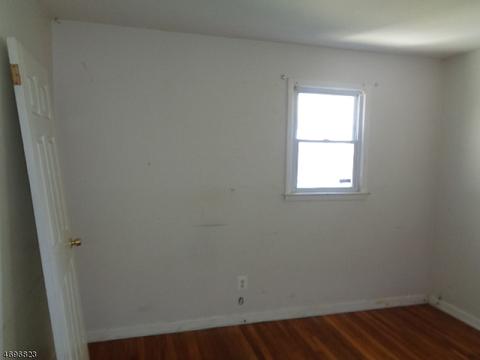 708 Webster Pl, Plainfield, NJ 07060 photo 6