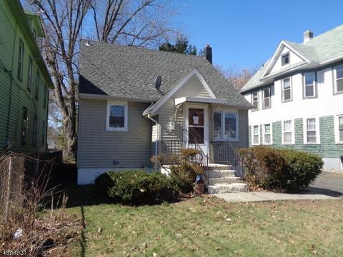 708 Webster Pl, Plainfield, NJ 07060 photo 1