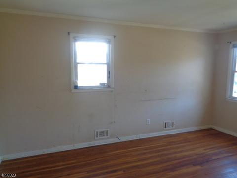 708 Webster Pl, Plainfield, NJ 07060 photo 5