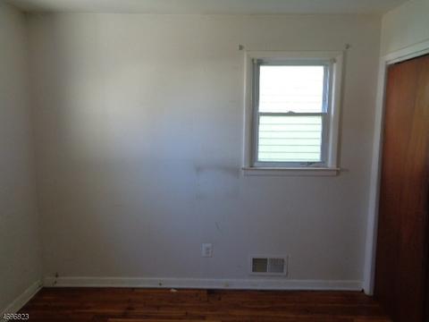708 Webster Pl, Plainfield, NJ 07060 photo 7