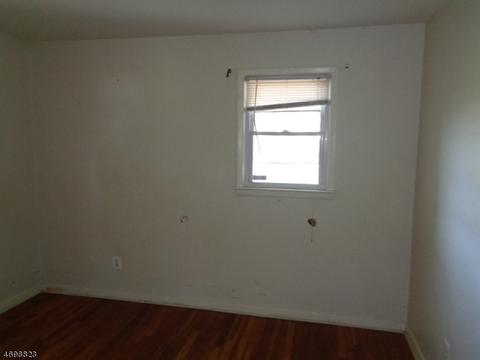 708 Webster Pl, Plainfield, NJ 07060 photo 9