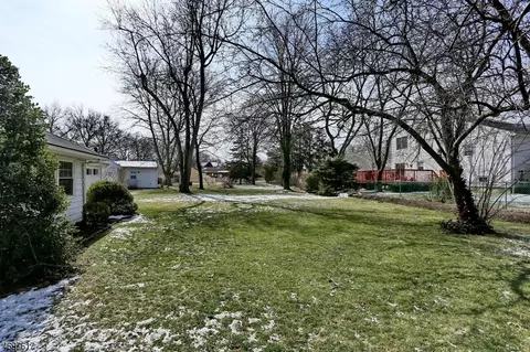759 Galda Rd, Paramus, NJ 07652 photo 21