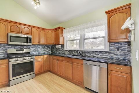141 Laauwe Ave, Wayne, NJ 07470 photo 8