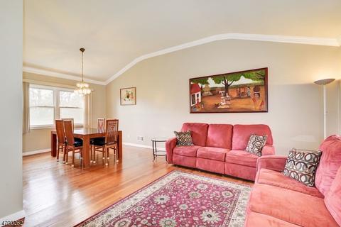 141 Laauwe Ave, Wayne, NJ 07470 photo 4